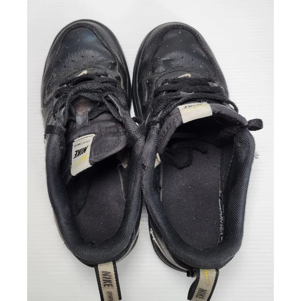 Nike Kids Air Force 1 Size 2.5 Y LV8 Utility Sneaker Black White Lace Up AV4272